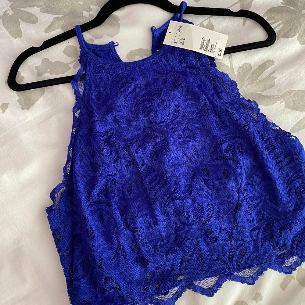 ROYAL BLUE HALTER TOP - NEVER WORN TAG ON - WOMENS US 12